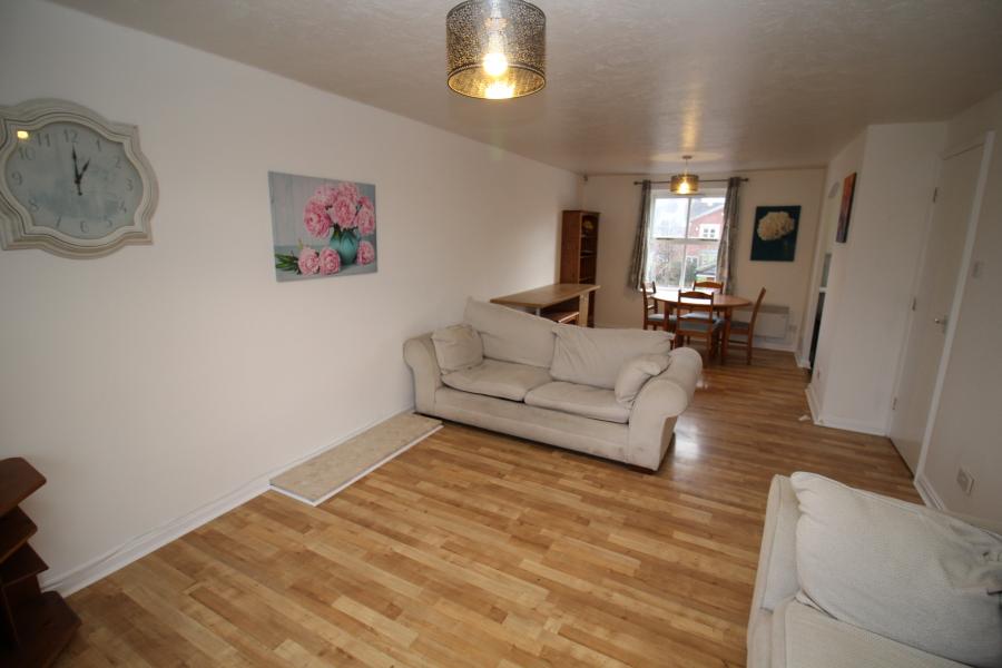 Flat Linen Court in Salford