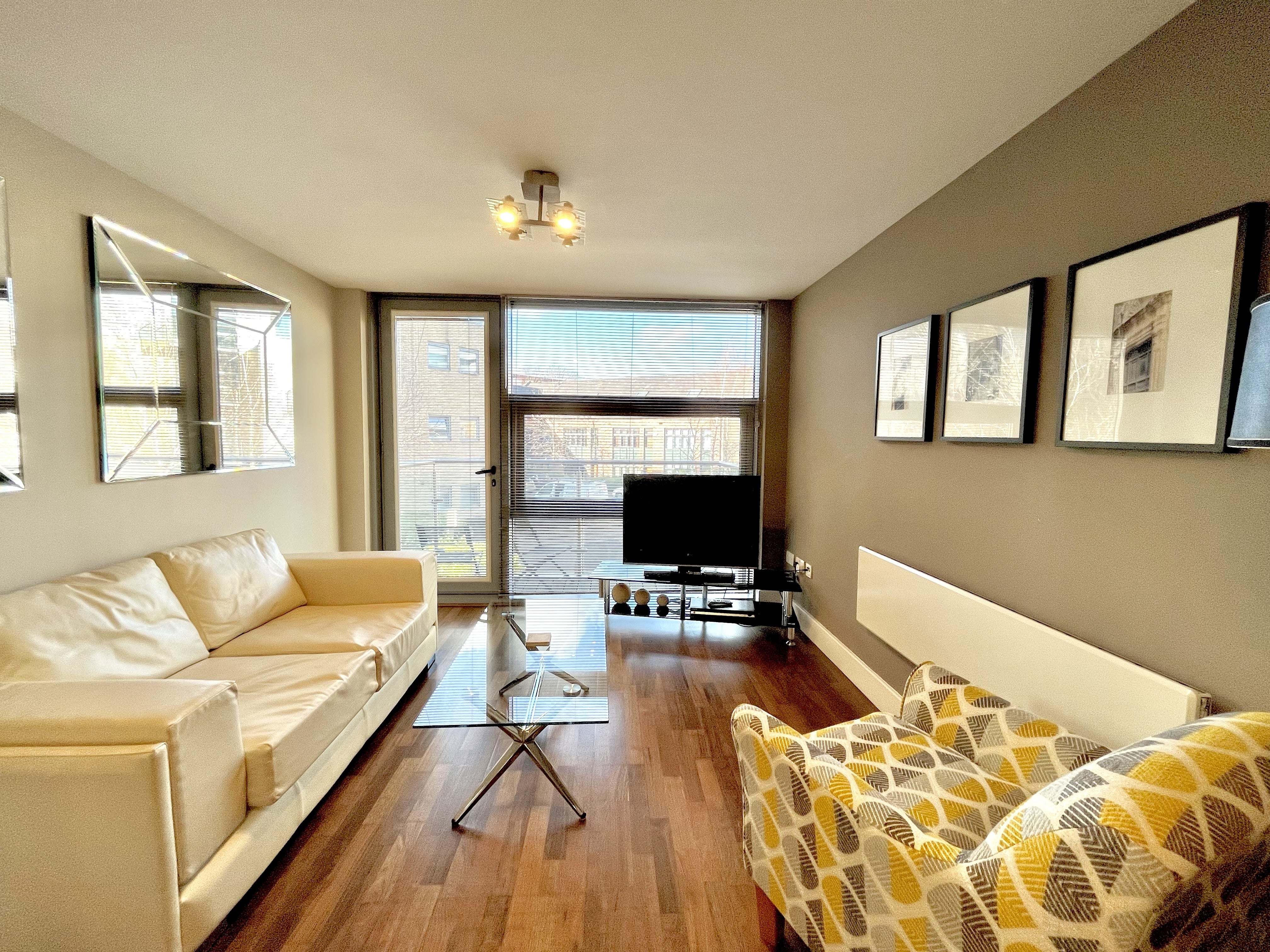 Flat Lime Square in Newcastle upon Tyne