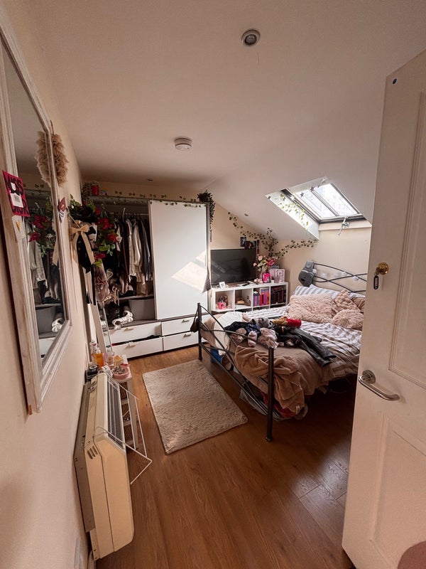 Flat Sauchiehall Street in Glasgow