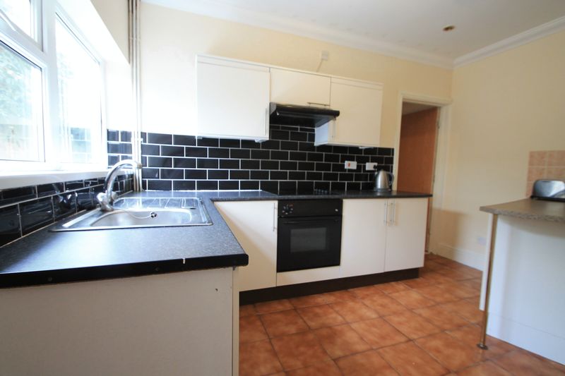 Flat Gordon Road in Cardiff