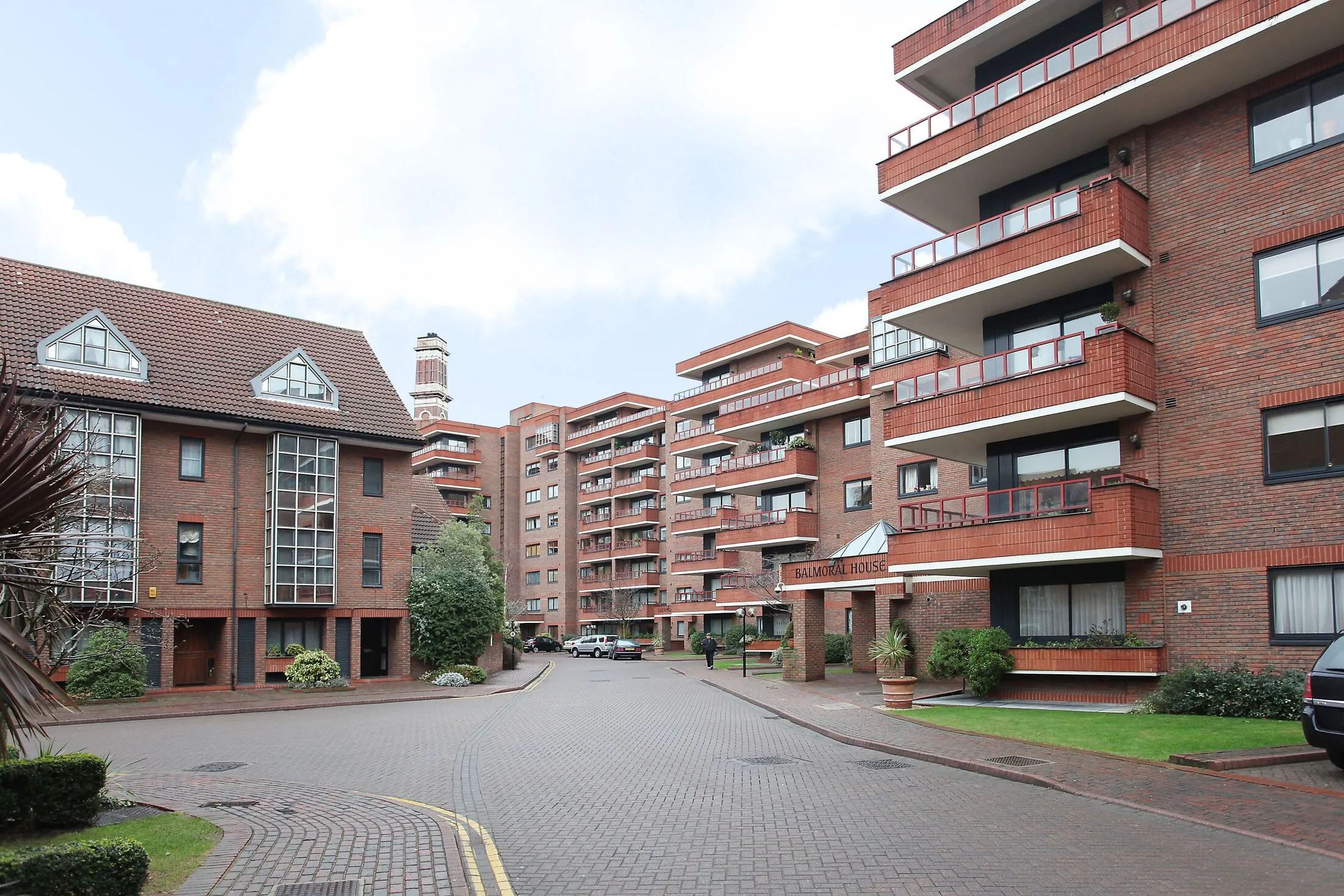 Flat Windsor Way in Greater London