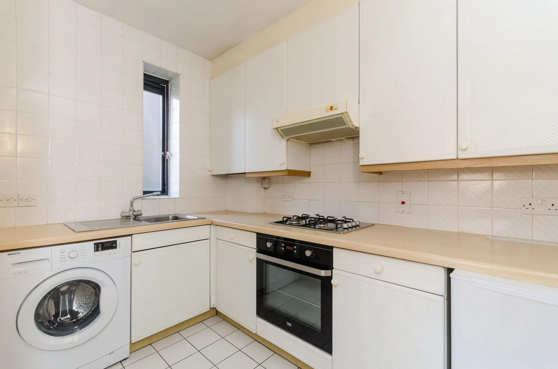 Flat Windsor Way in Greater London
