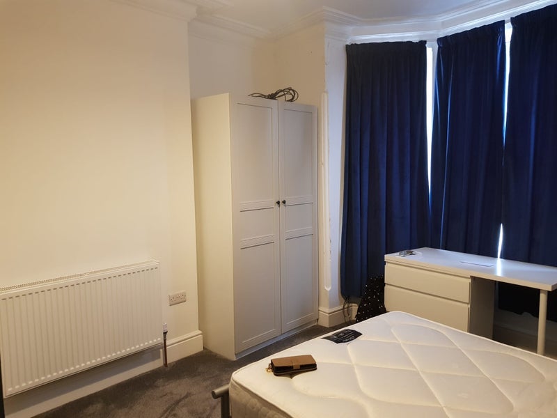 Room Carlton Road in Nottingham