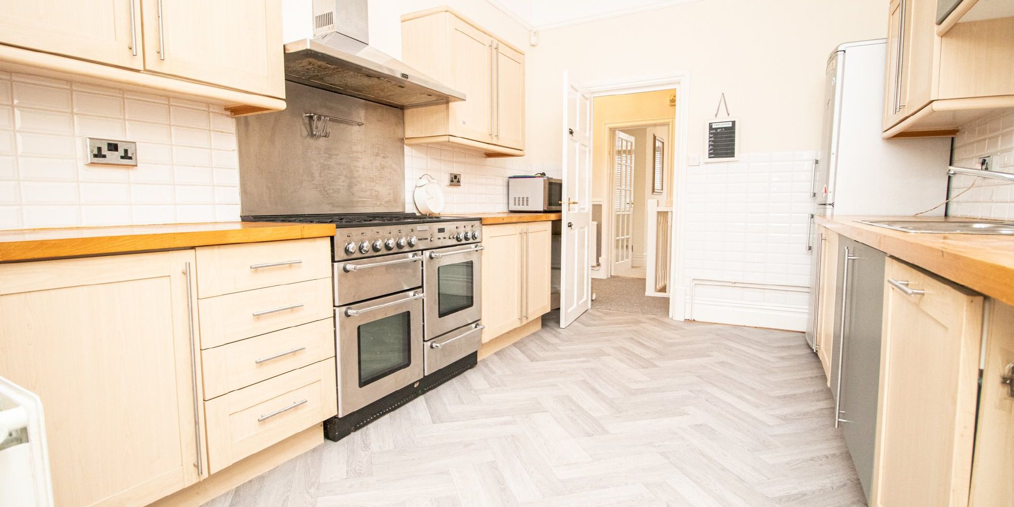 Flat Penhill Road in Cardiff