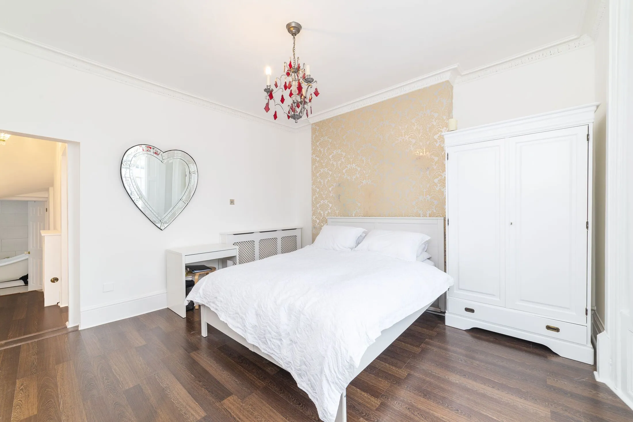 Flat Delancey Street in Greater London