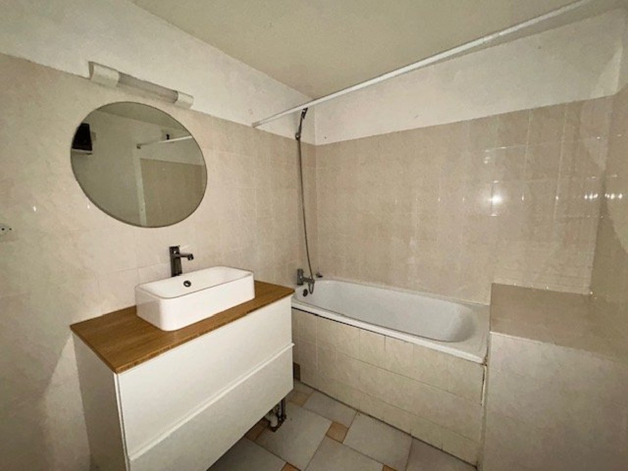 Appartement Rue Draperie Saint-Firmin à Montpellier