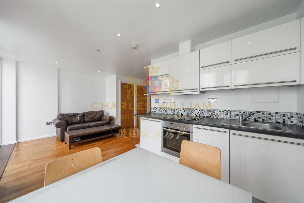 Room Millharbour in Greater London