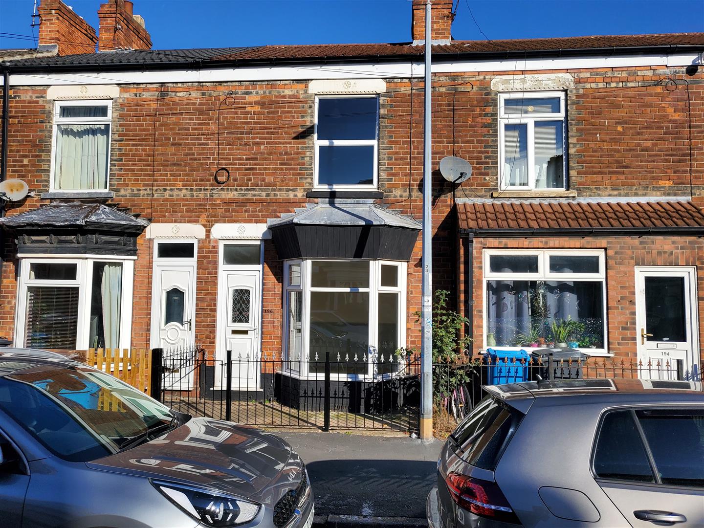 House Hardwick Avenue in Hull