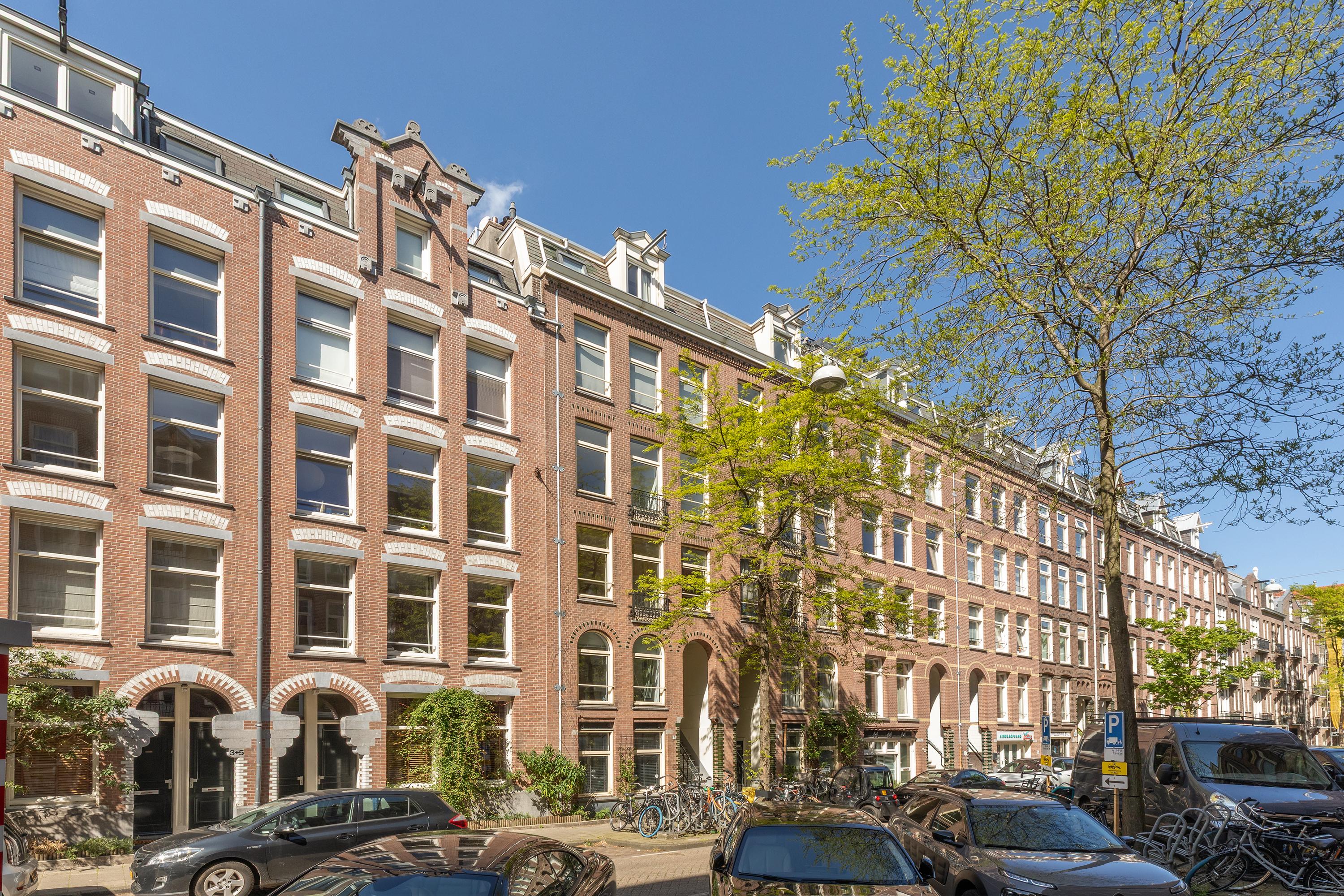 Appartement Van Ostadestraat 7 3 in Amsterdam