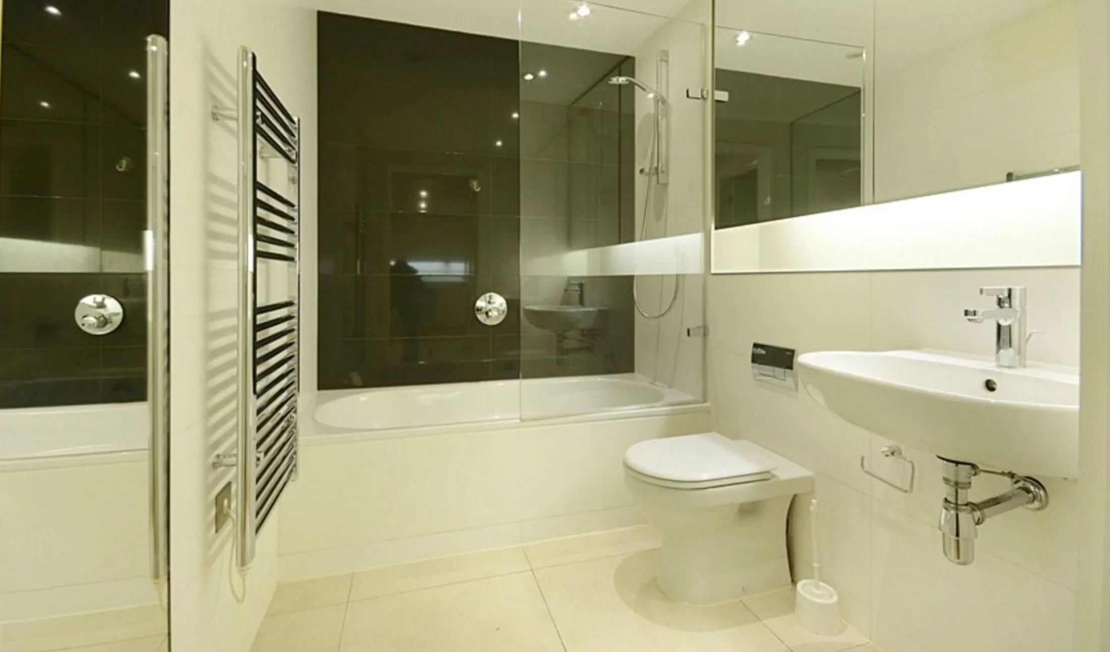 Flat Wollaston Close in Greater London