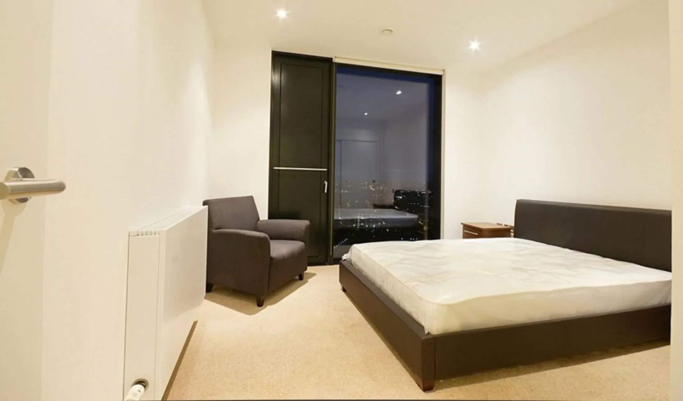Flat Wollaston Close in Greater London