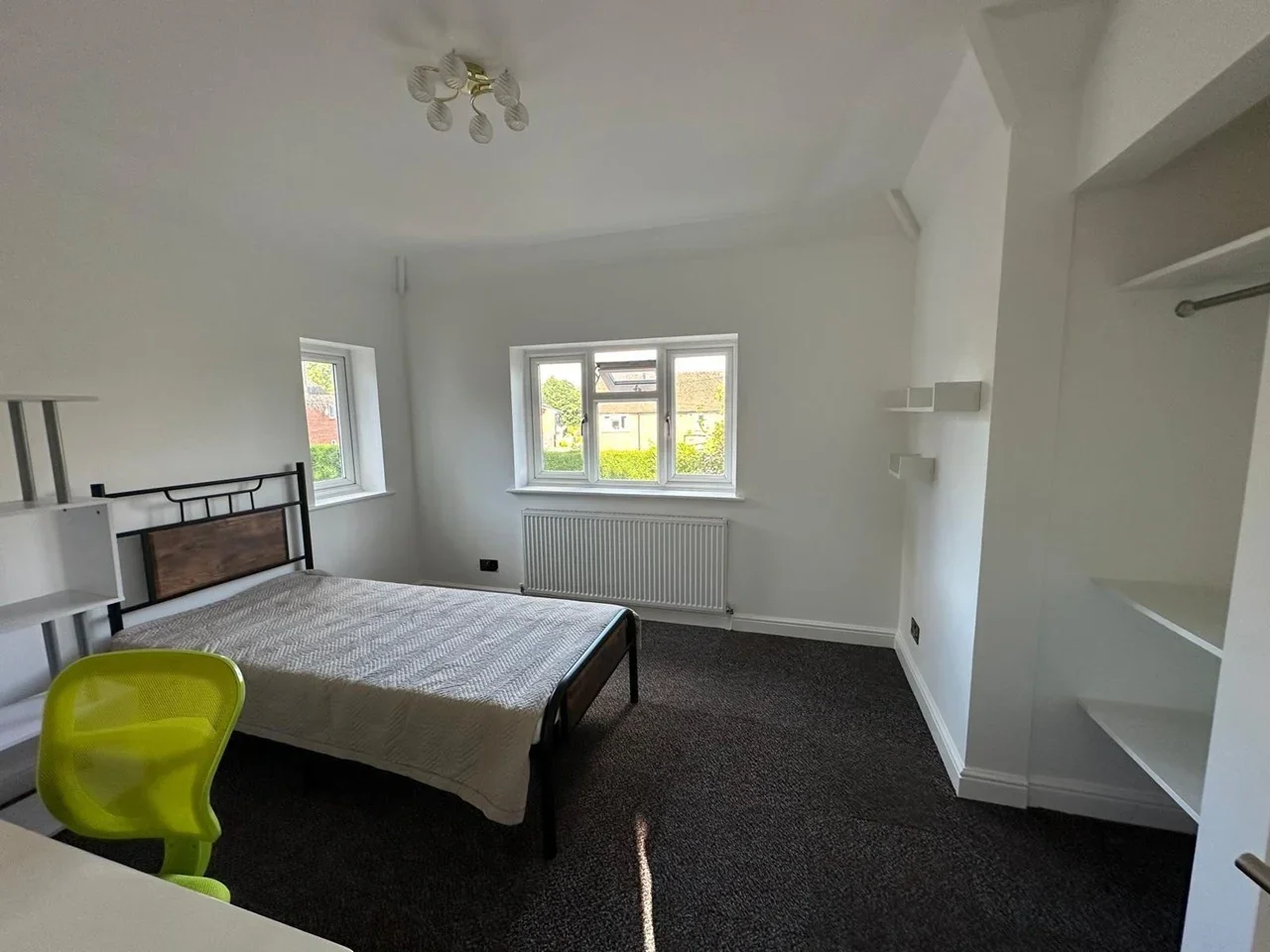 Room Blackhorse Close in Amersham