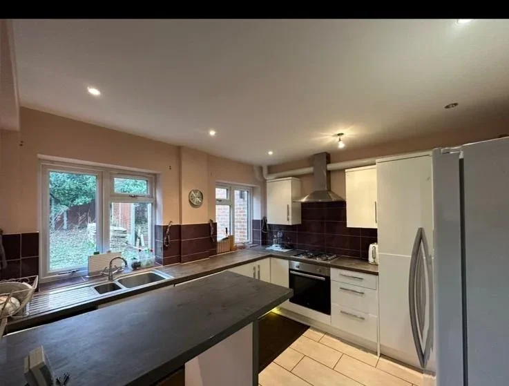 Room Blackhorse Close in Amersham