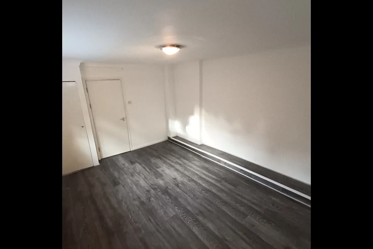 Flat Widmore Road in Greater London