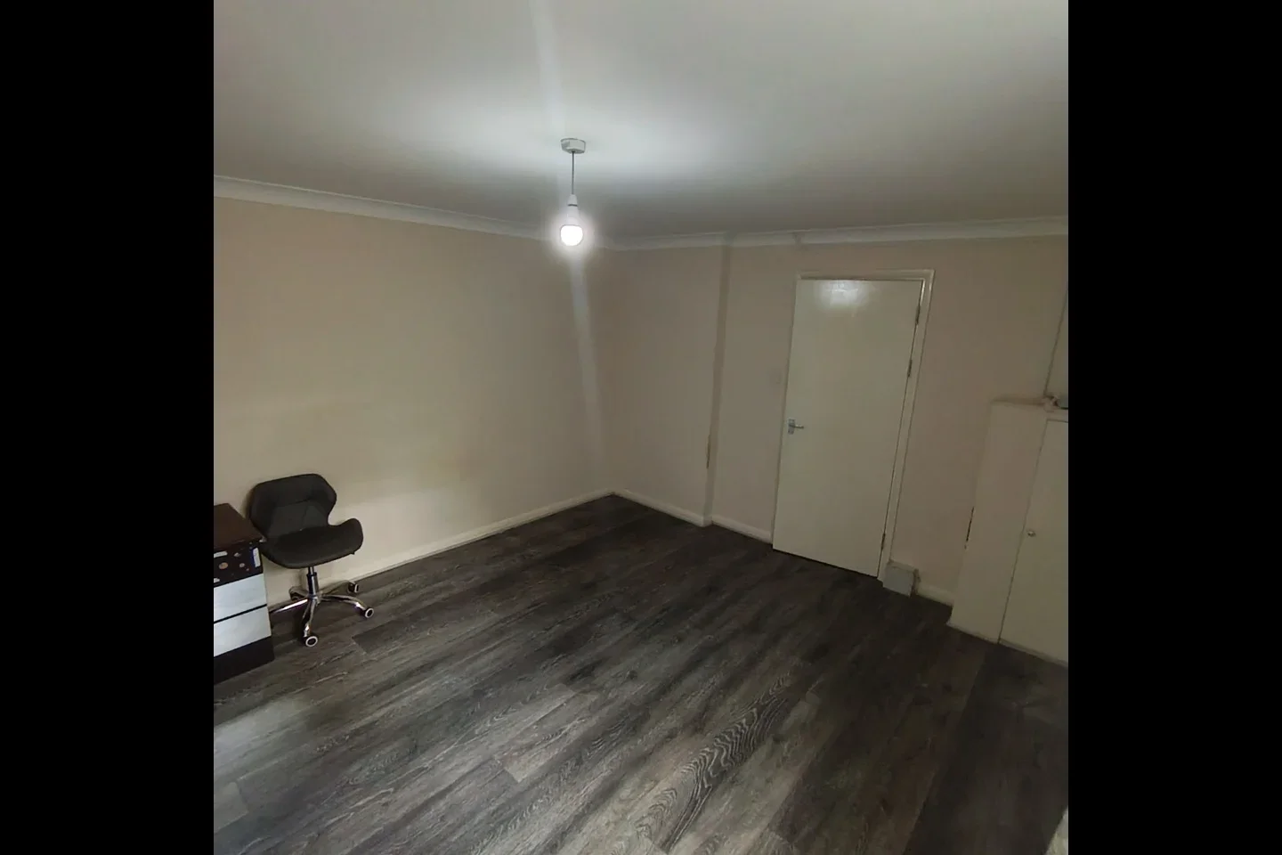 Flat Widmore Road in Greater London