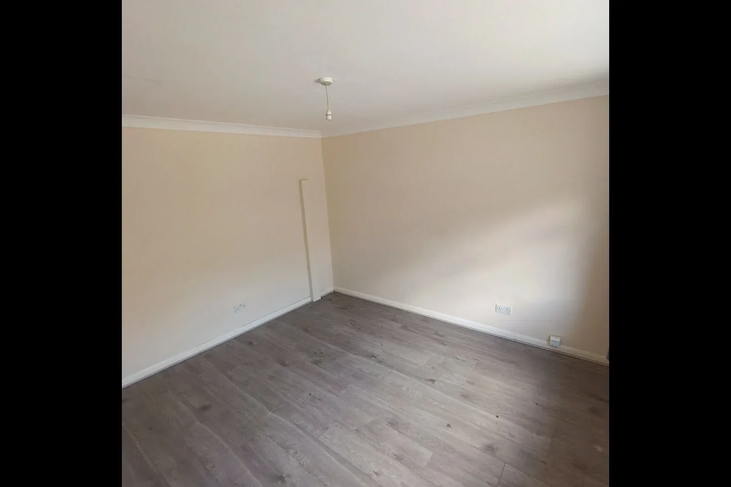Flat Widmore Road in Greater London