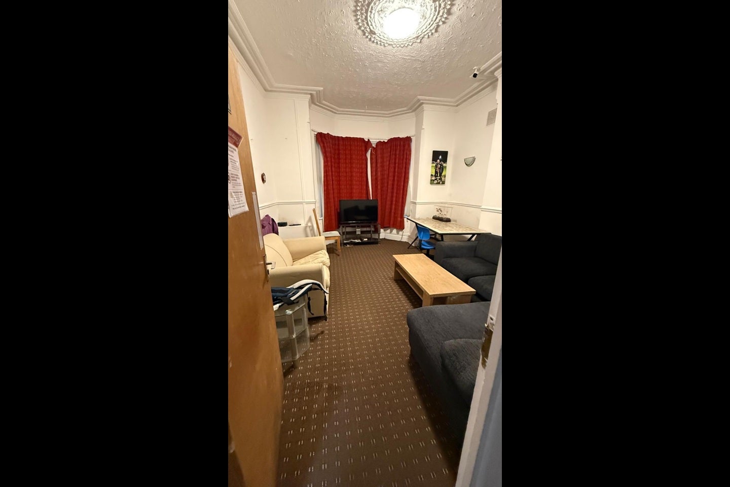 Room Pavilion Road in Nottingham