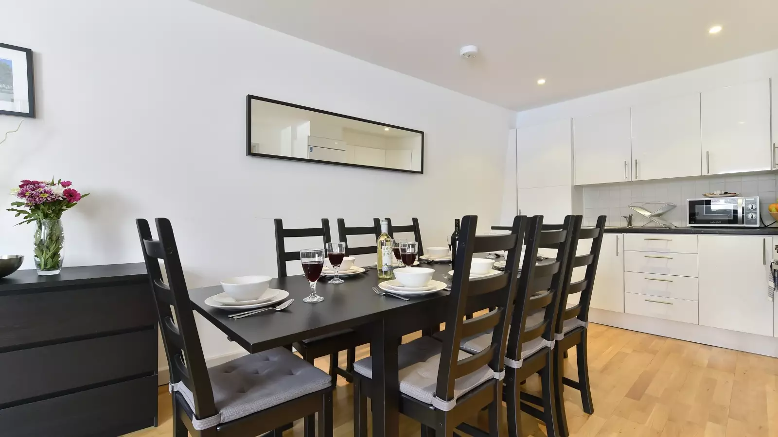 Flat Kelly Street in Greater London
