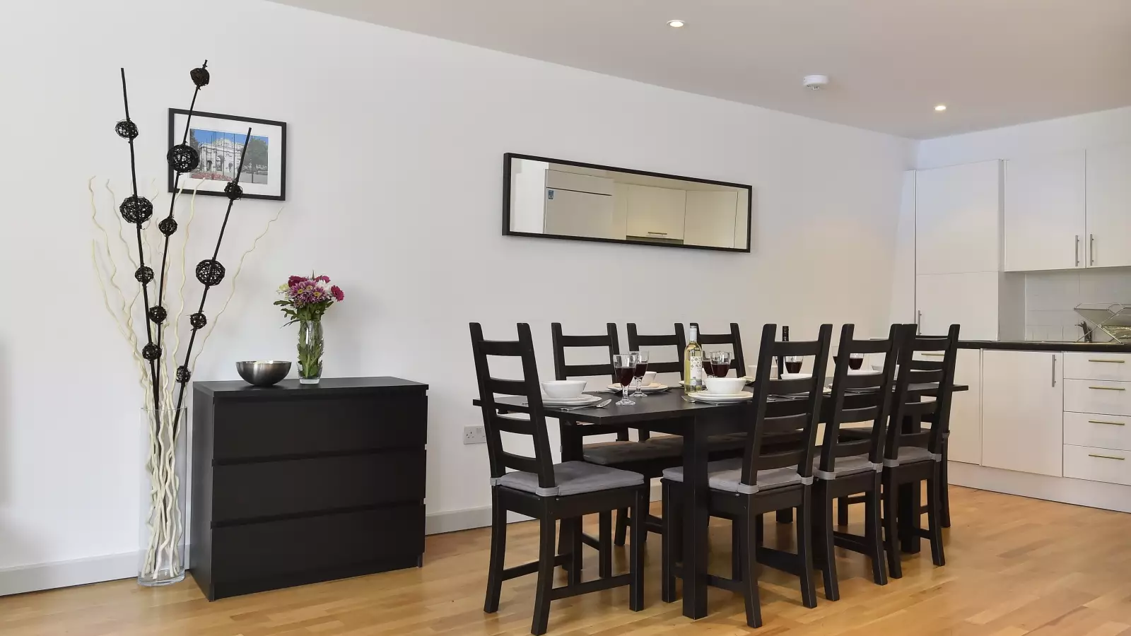 Flat Kelly Street in Greater London
