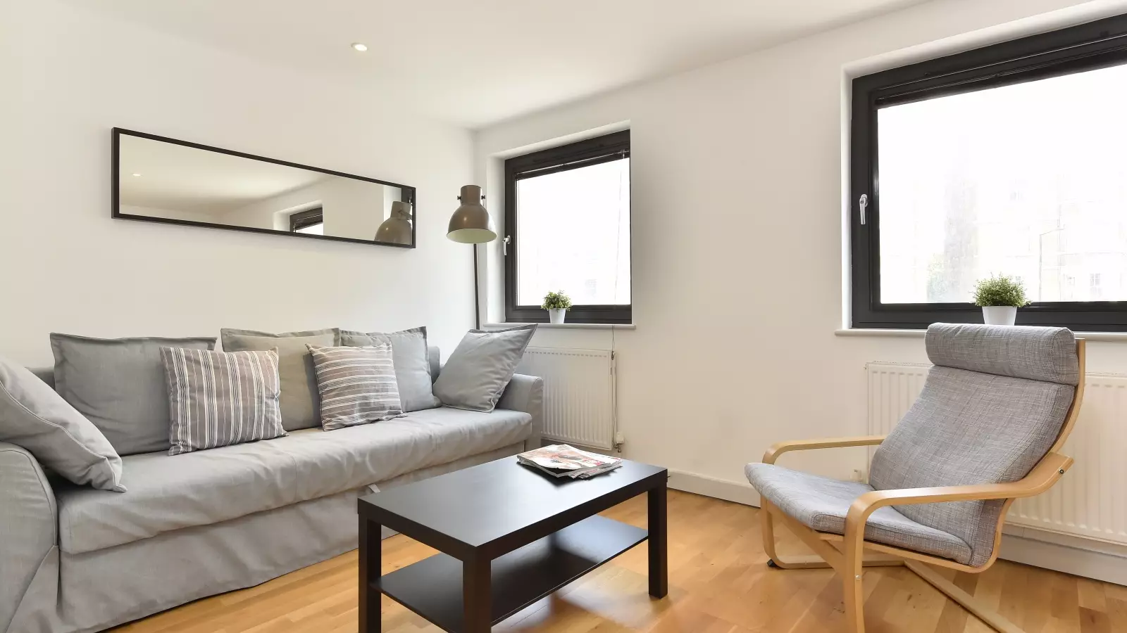 Flat Kelly Street in Greater London