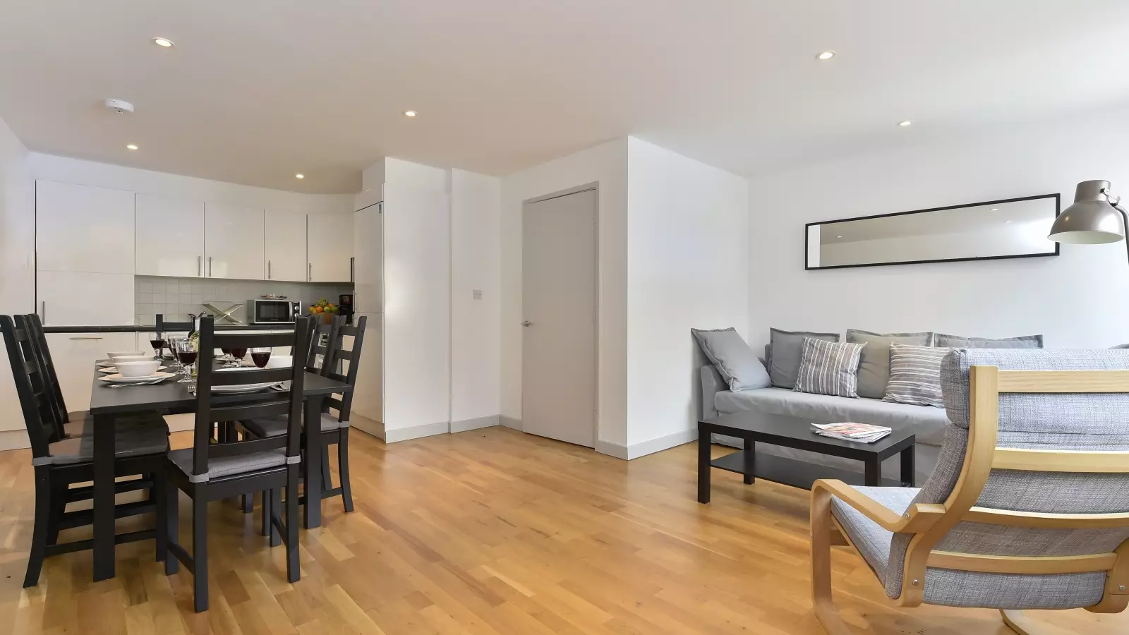 Flat Kelly Street in Greater London