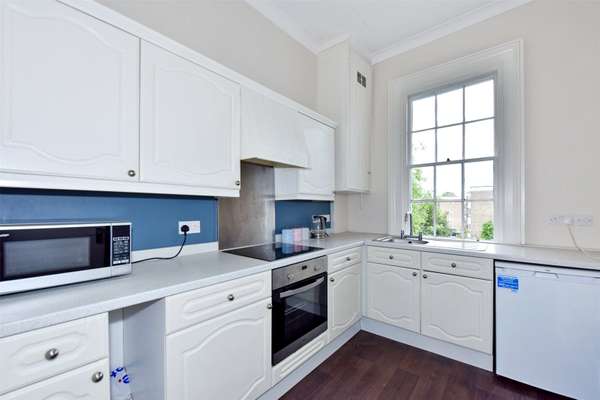 Flat Lansdown Road in Cheltenham