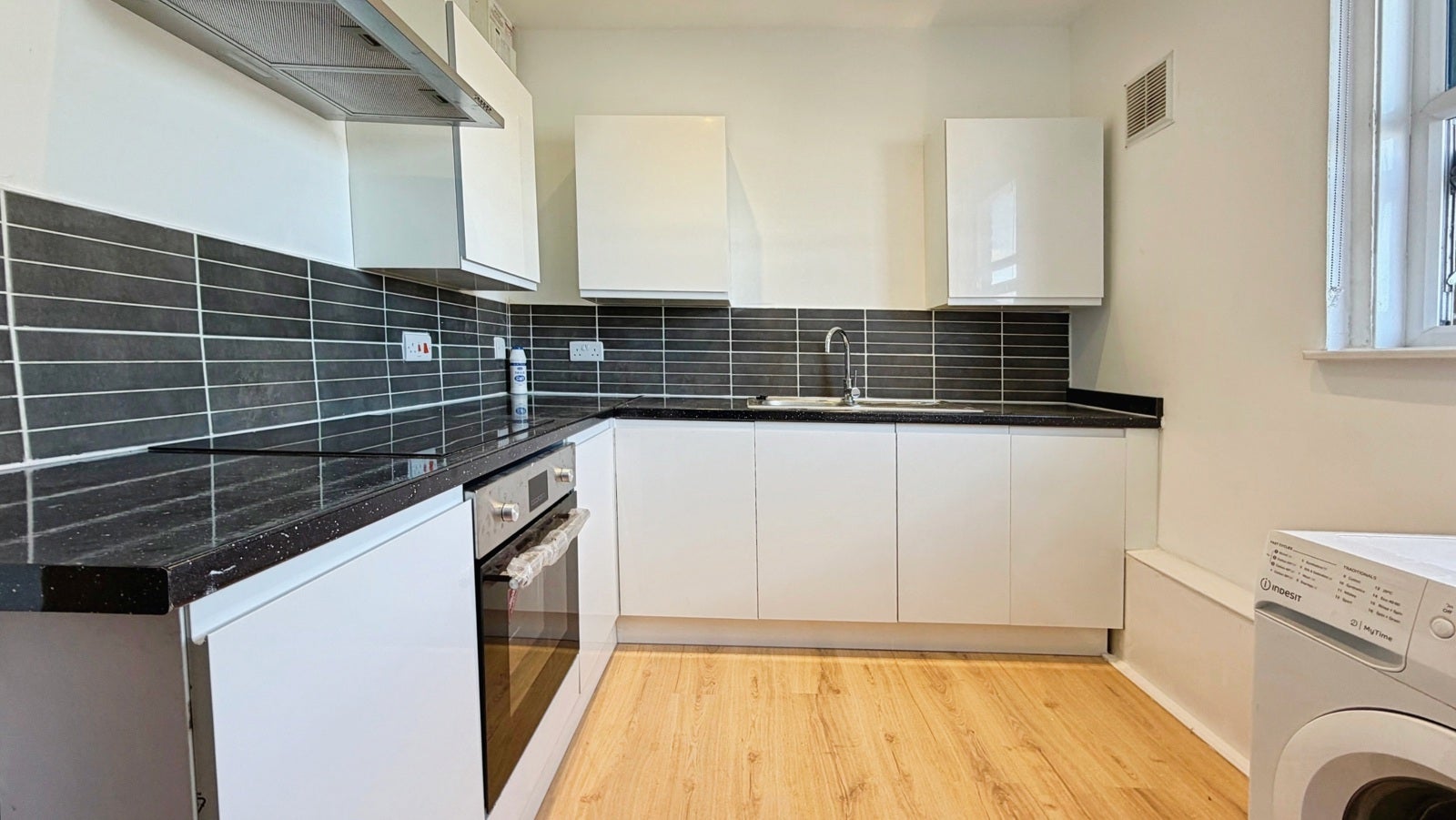 Flat Hambridge Road in Newbury