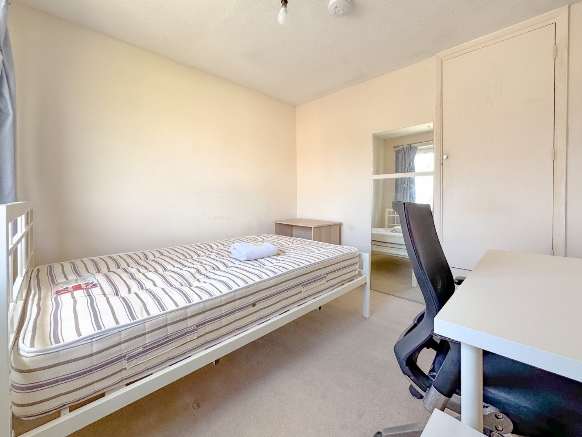 Room Maple Close in Bristol