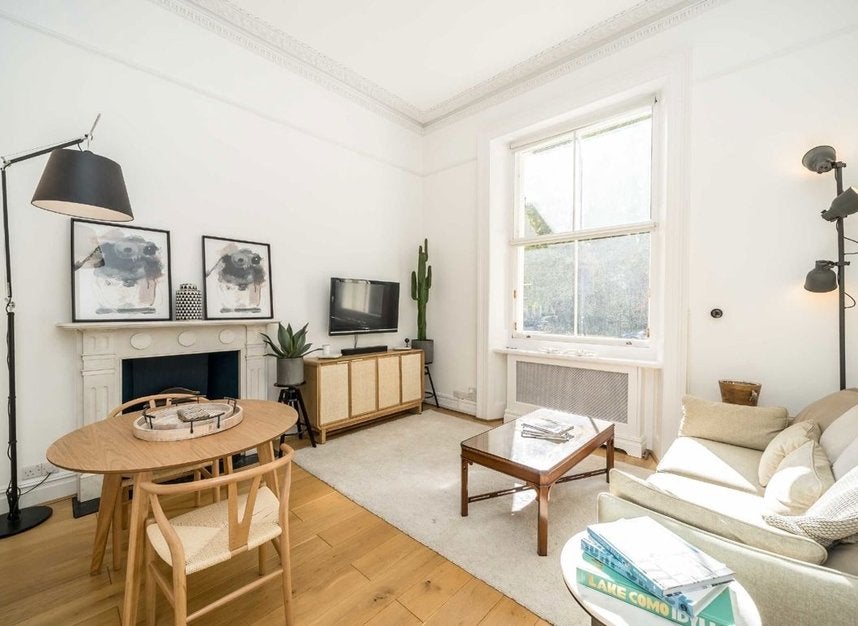 Flat Denbigh Street in City of Westminster