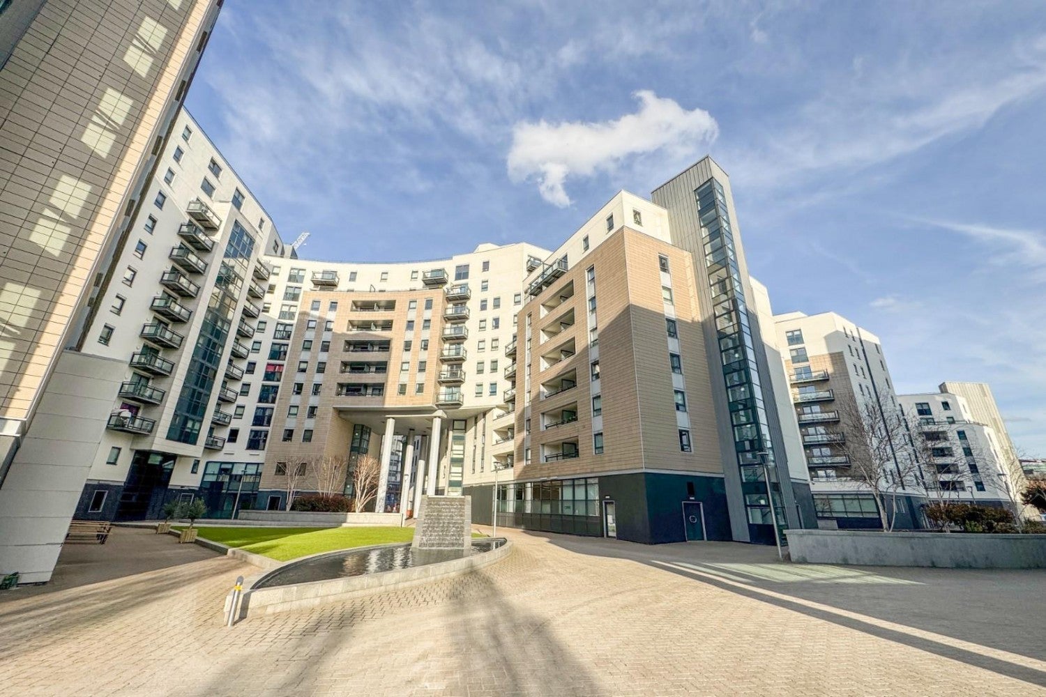 Flat Marsh Lane in Leeds