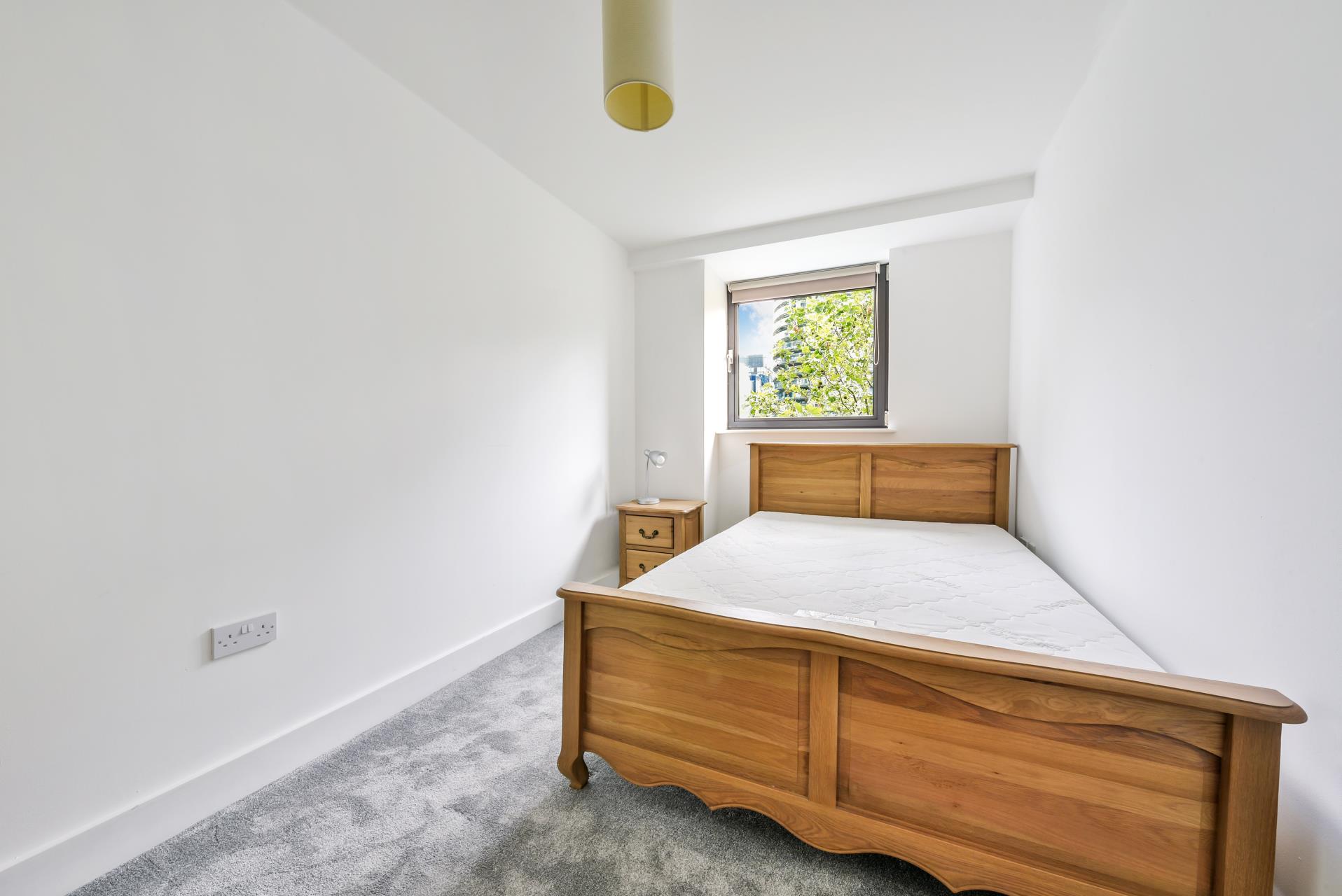 Flat Millharbour in Greater London