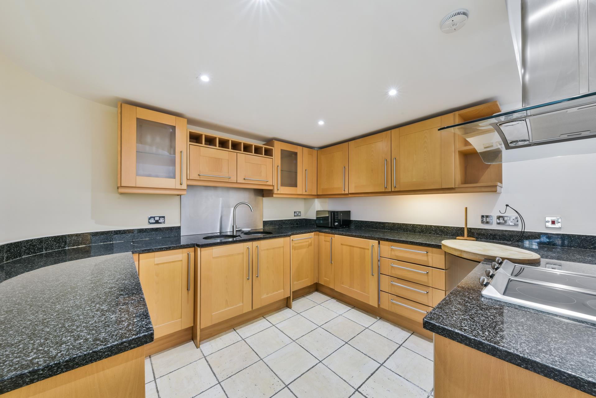 Flat Millharbour in Greater London