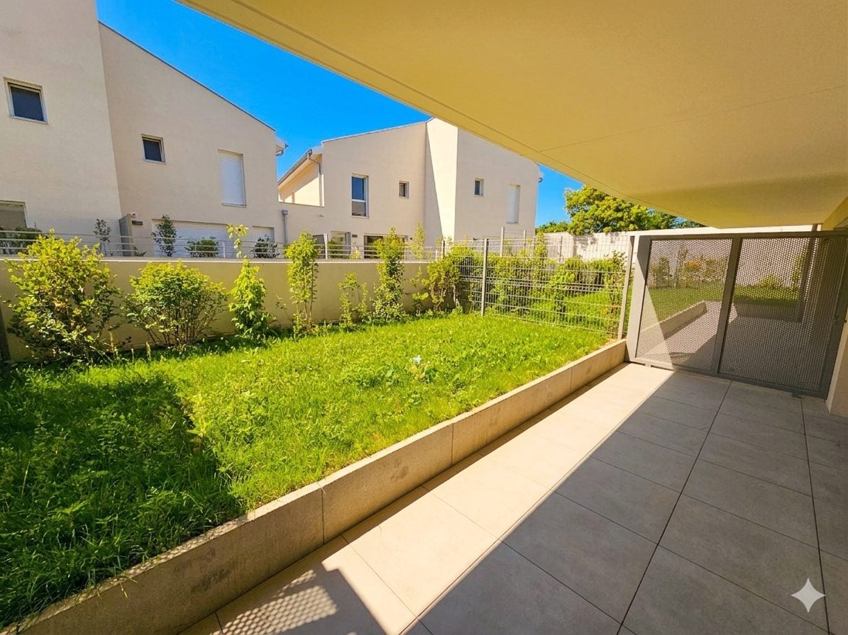 Flat Rue des Pruniers in Villette-d'Anthon