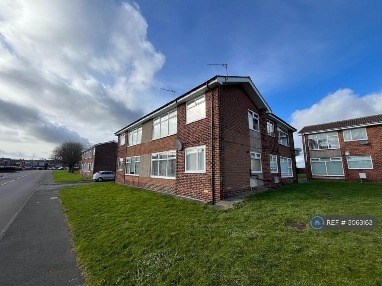 Flat Hanover Drive in Gateshead