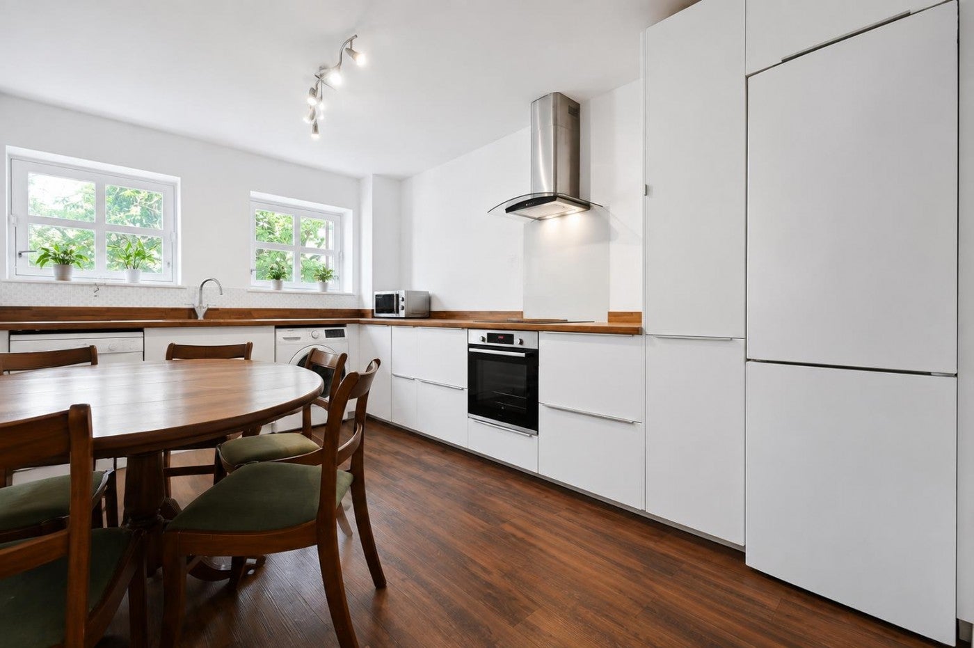 Flat Gloucester Terrace in City of Westminster