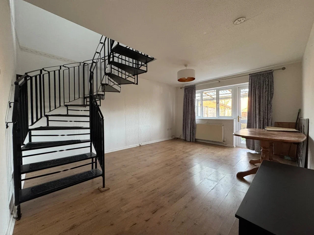 House Roundhill Way in Charnwood