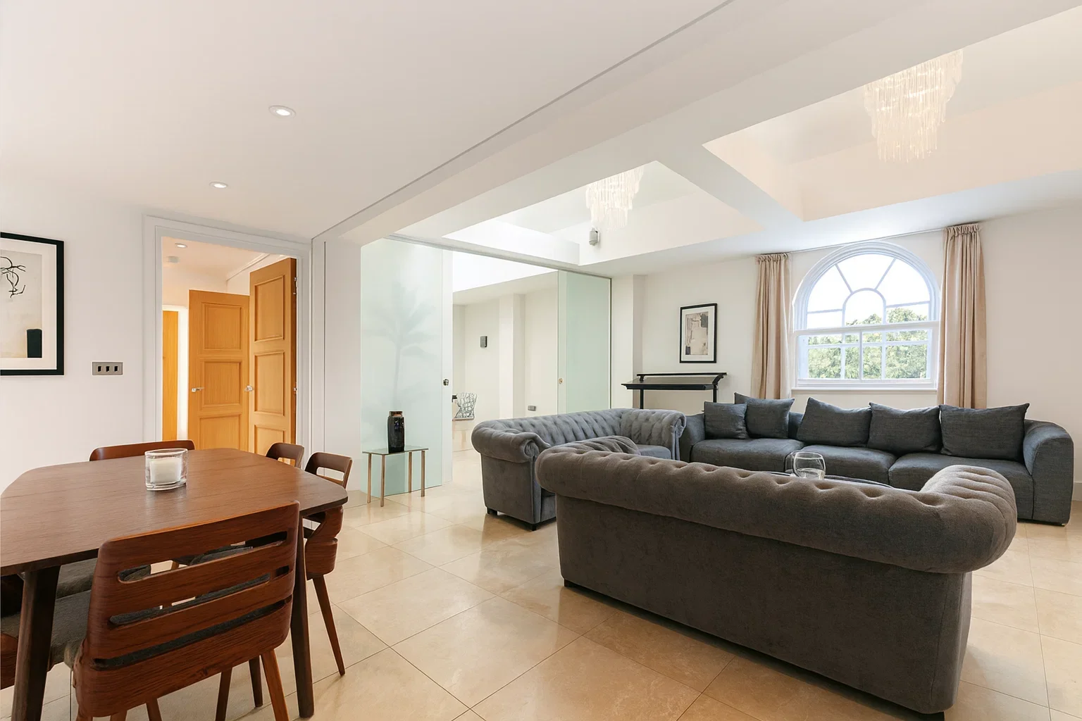 Flat York Terrace West in City of Westminster