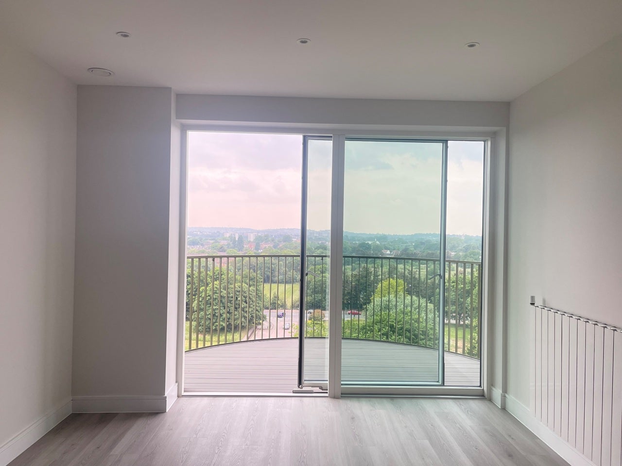 Flat Townsend Road in Greater London