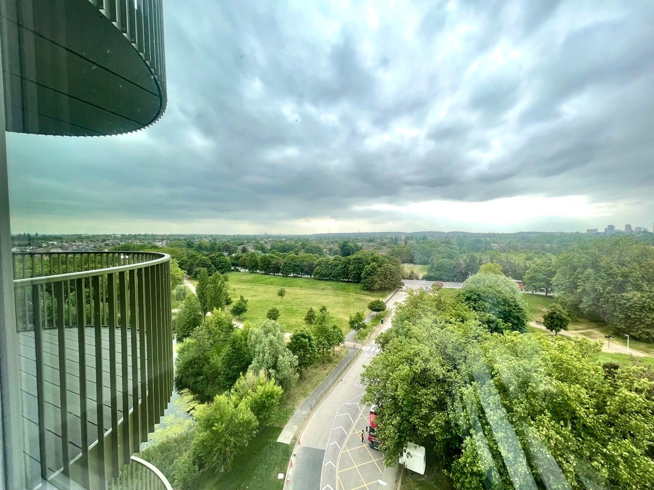 Flat Townsend Road in Greater London