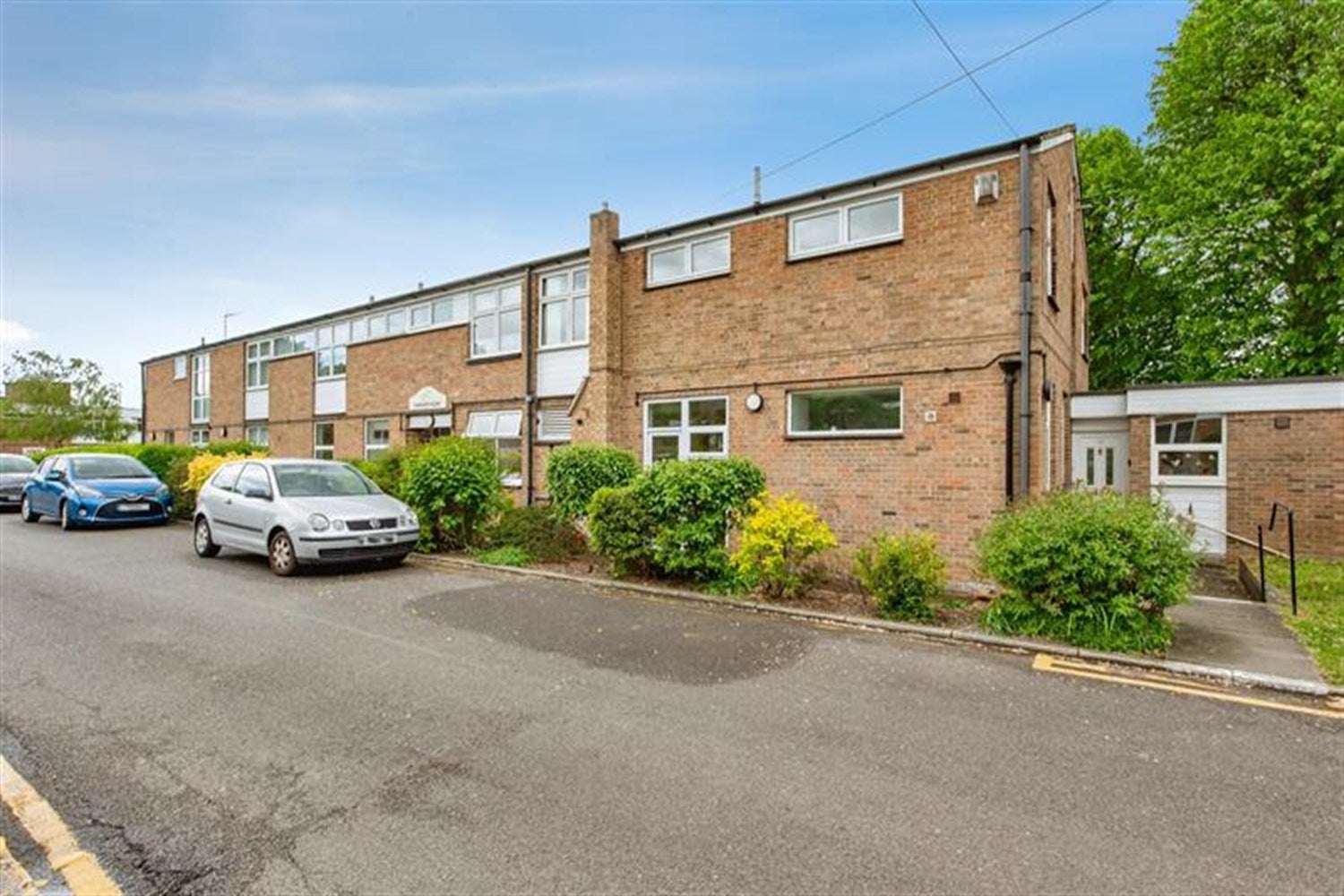 Flat Gorringe Avenue in Sevenoaks