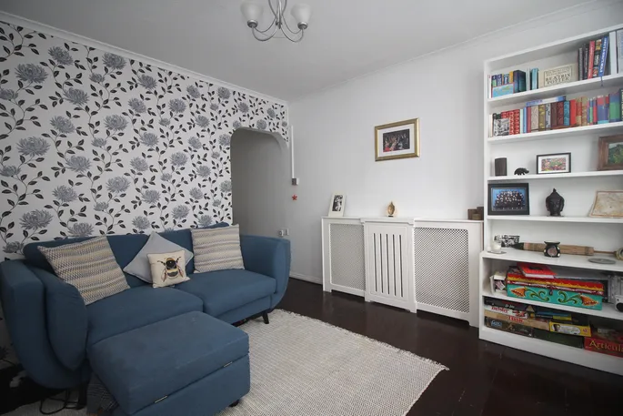 Flat Holywell Road in Watford
