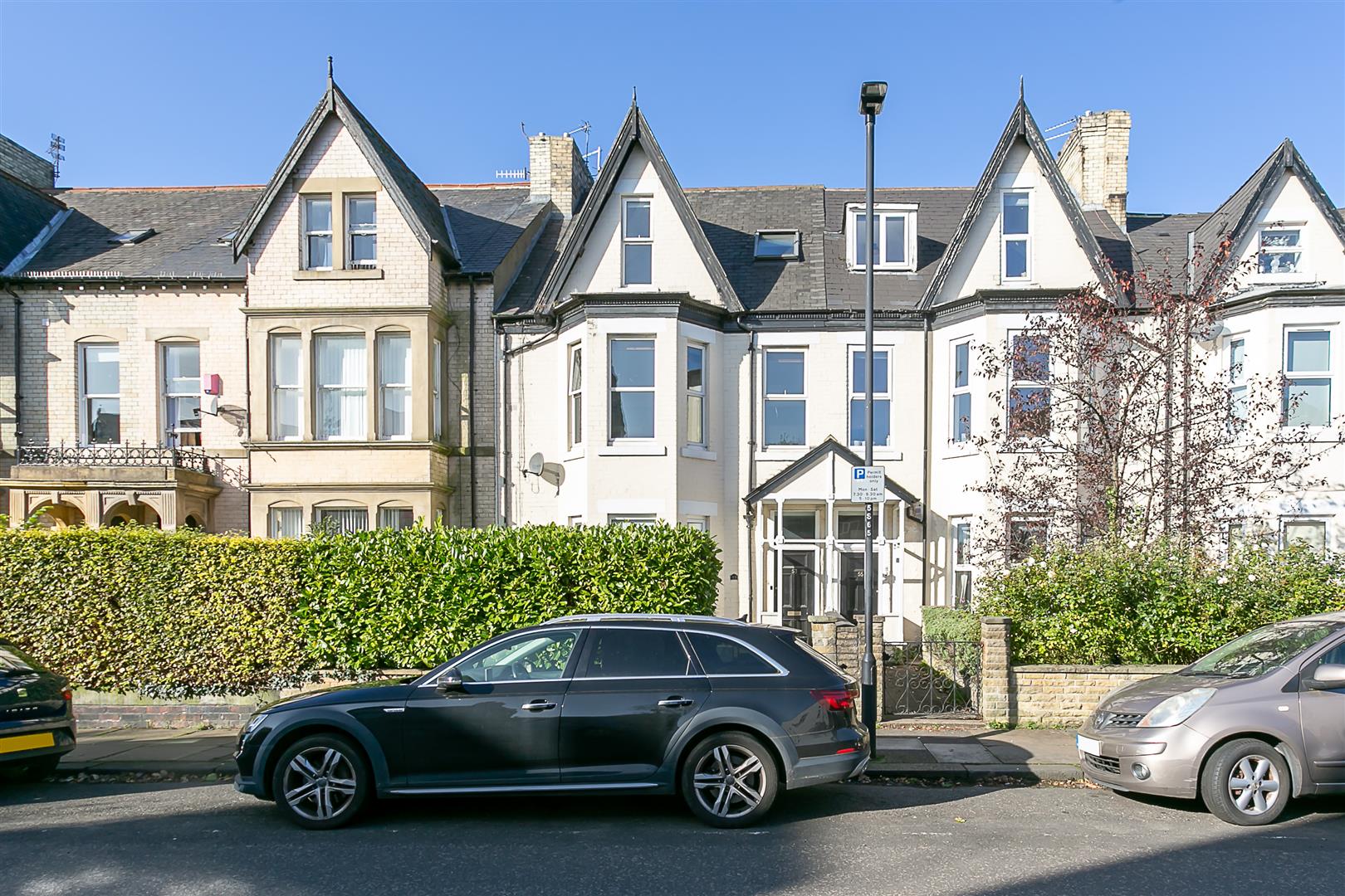 Flat Sanderson Road in Newcastle upon Tyne