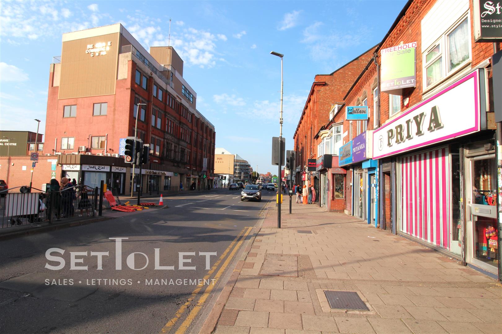 Flat Belgrave Road in Leicester