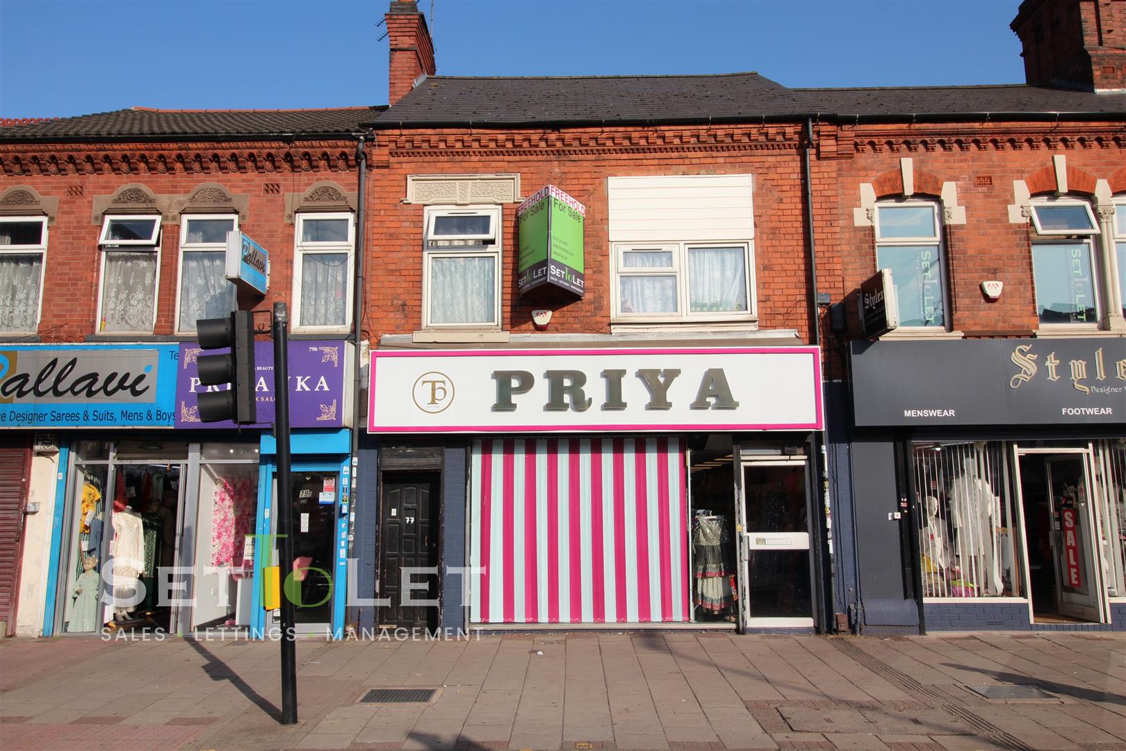 Flat Belgrave Road in Leicester