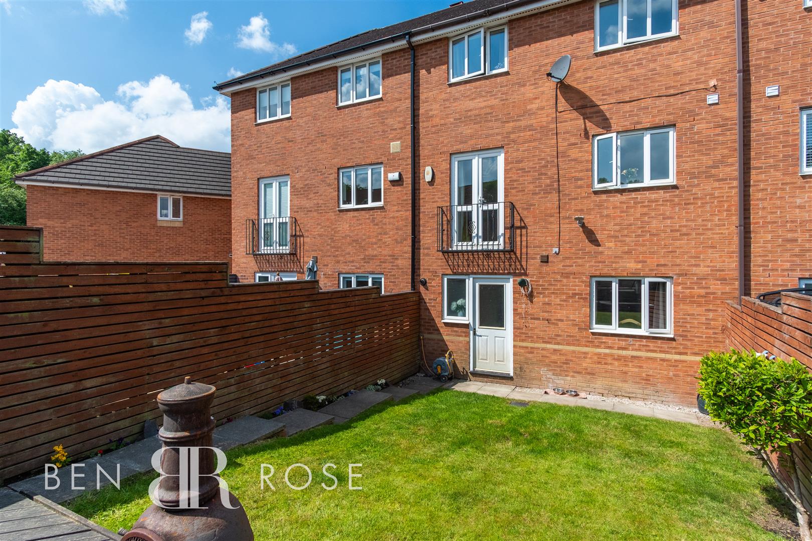 House The Willows in Chorley