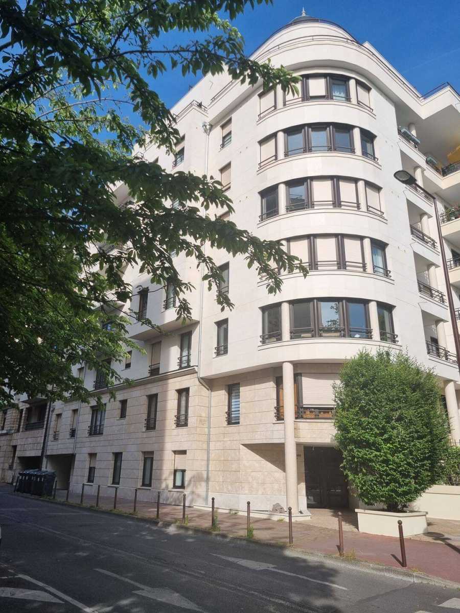 Flat Rue du Général Chanzy in Charenton-le-Pont