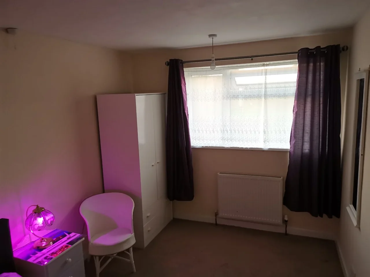 Room Oakum Court in Chatham