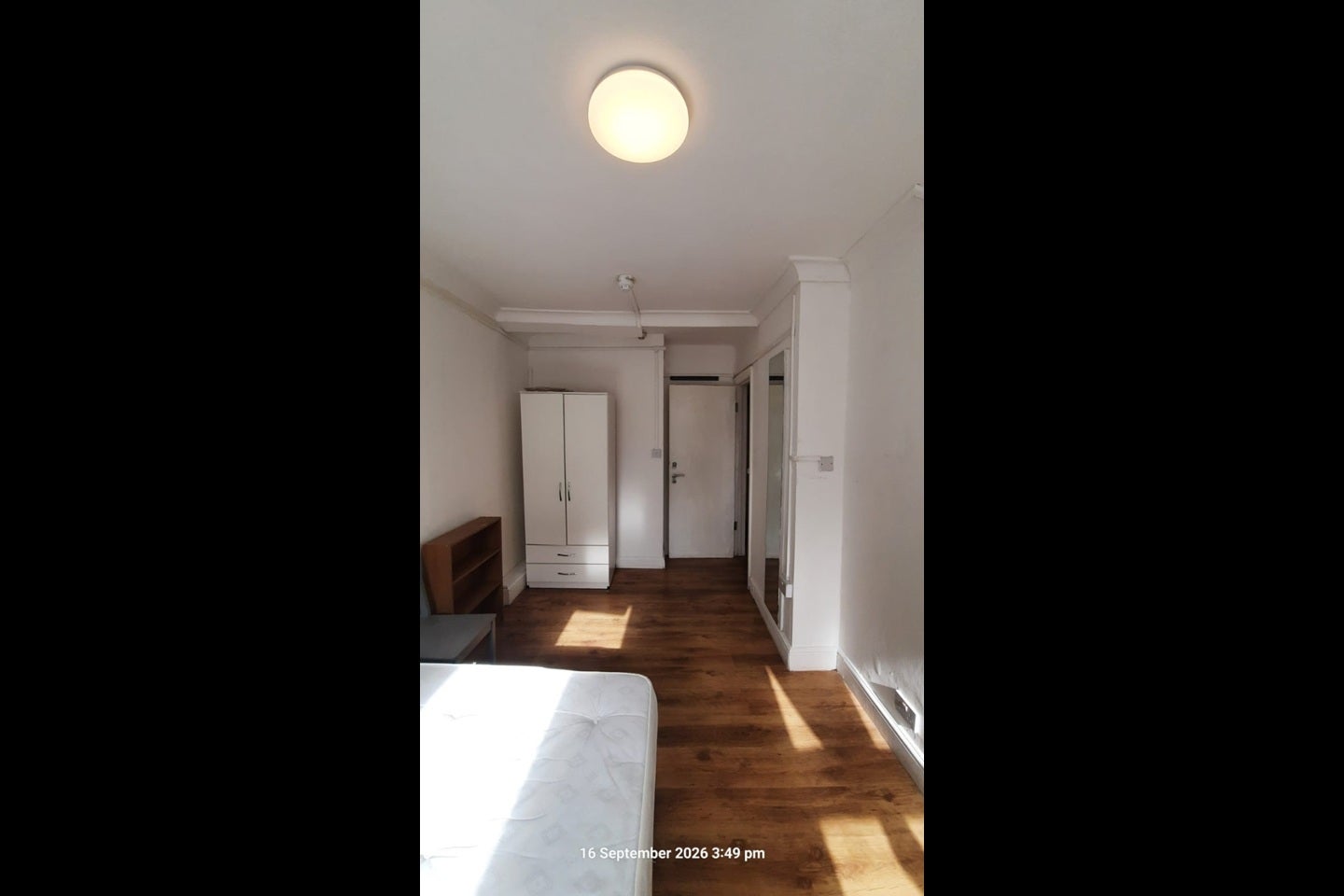 Flat Finchley Road in Greater London