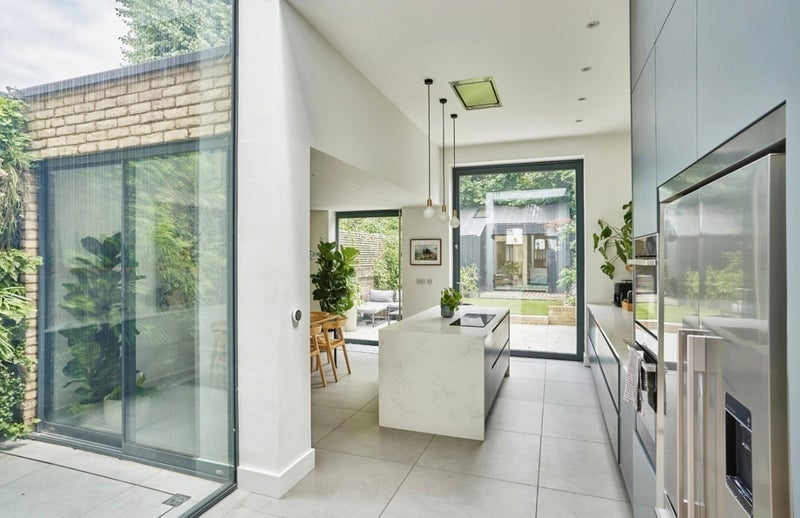 House Montpelier Road in Greater London