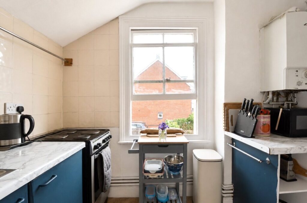 Flat Radnor Road in Bristol